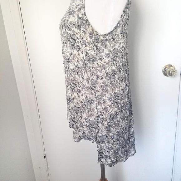 Theykens' Theory sleeveless top gray M hi-lo career layering piece - Picture 4 of 6